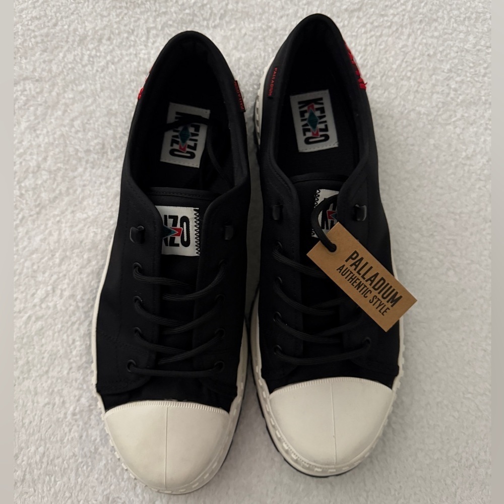 Kenzo Paris x Palladium Black and White Pallashock low